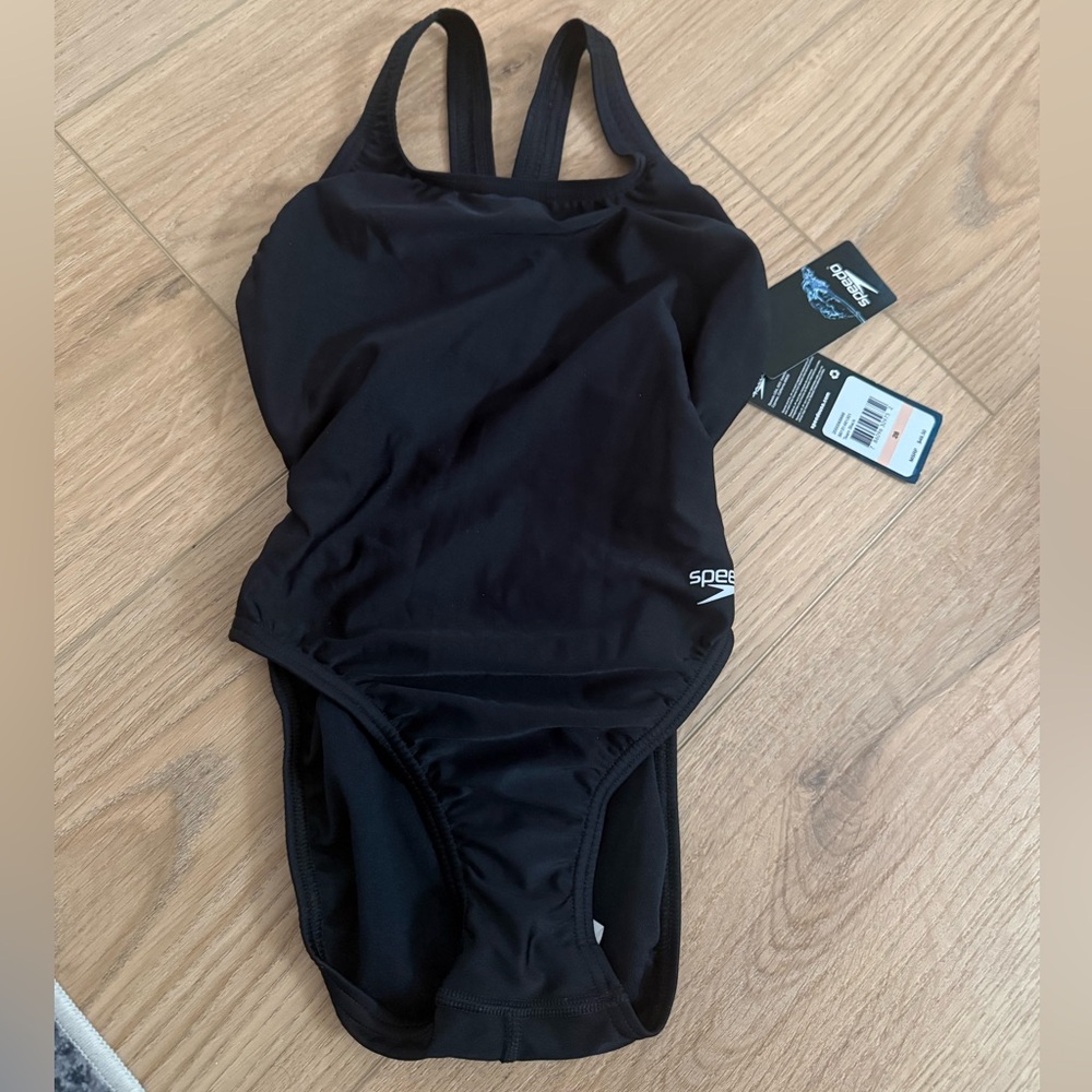 Speedo womens Swimsuit One Piece Prolt Super Pro Solid Adult size 28 NWT Black